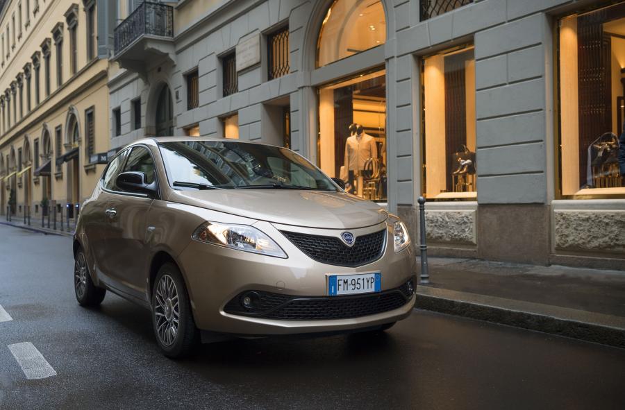  Lancia Ypsilon Gold (846) 2018 года  (фото 8 из 10)